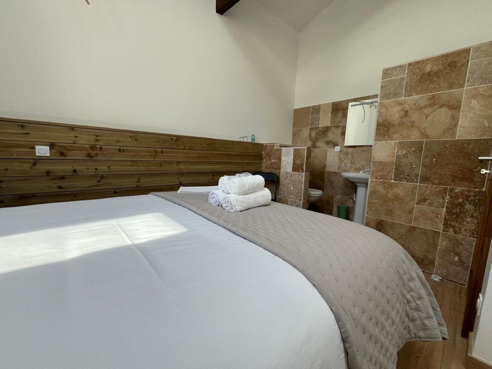Fantastic Petit Beauval Hotel Saint-Sulpice-et-Cameyrac Bagian luar foto
