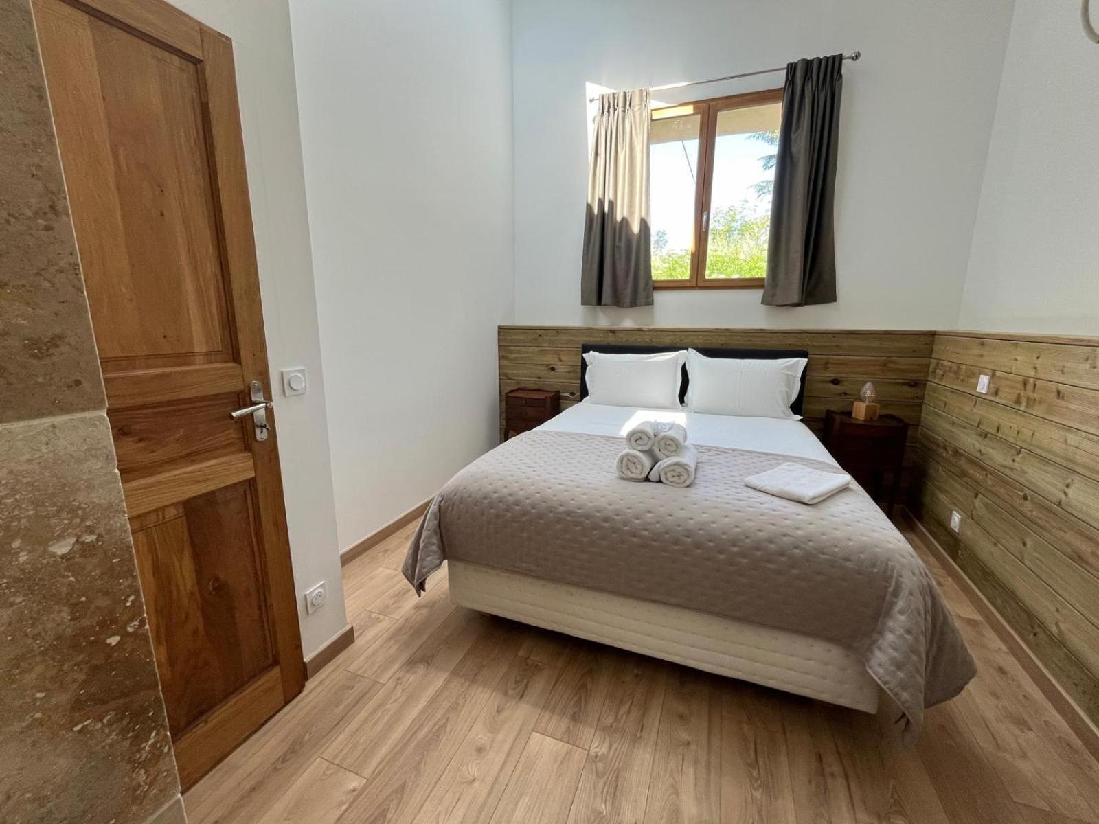 Fantastic Petit Beauval Hotel Saint-Sulpice-et-Cameyrac Bagian luar foto