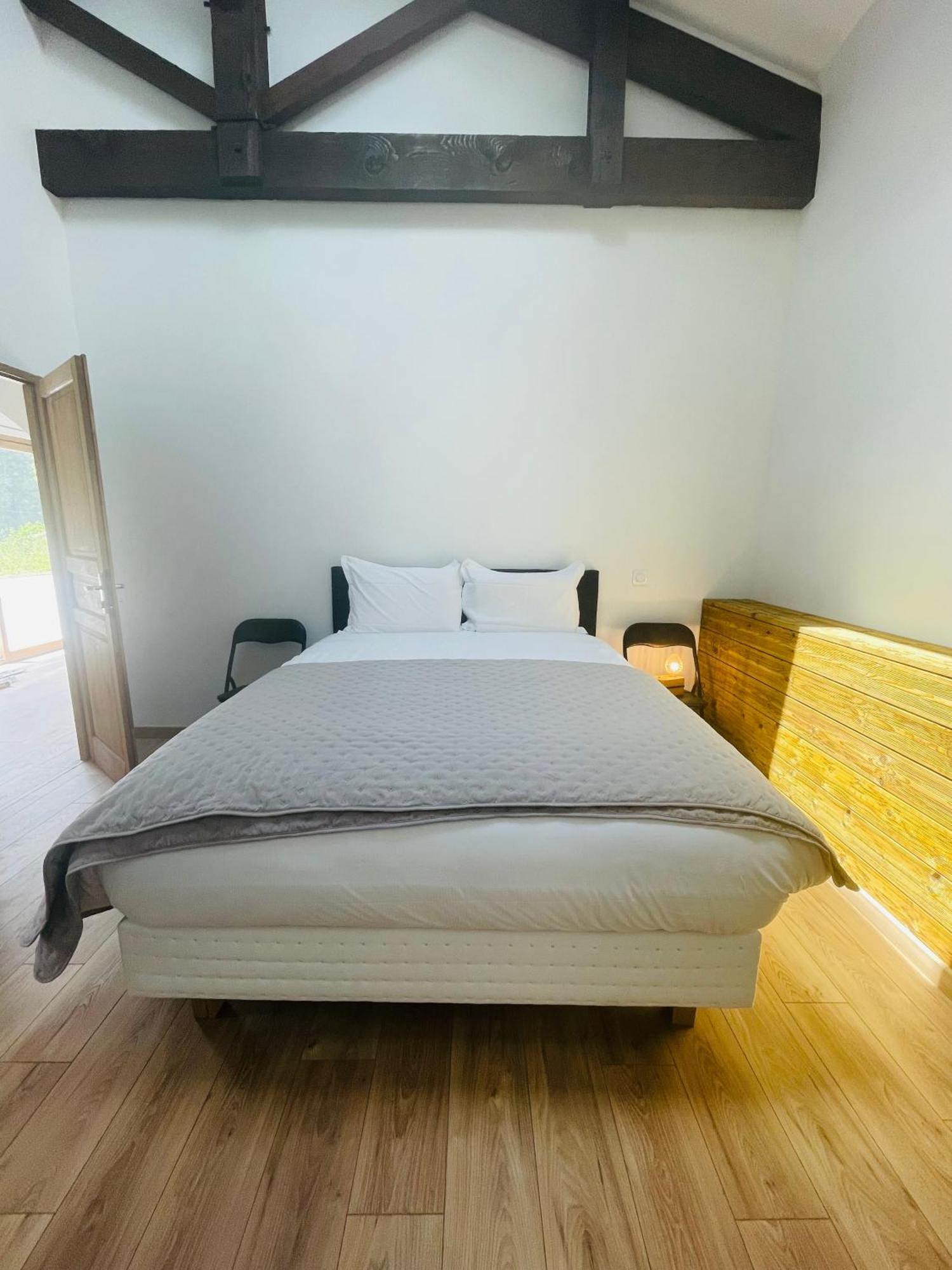 Fantastic Petit Beauval Hotel Saint-Sulpice-et-Cameyrac Bagian luar foto